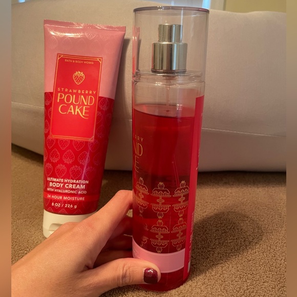 Bath & Body Works Strawberry Pound Cake Body Cream and Mist - Picture 2 of 4